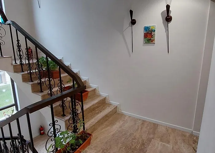 арина Apartman *